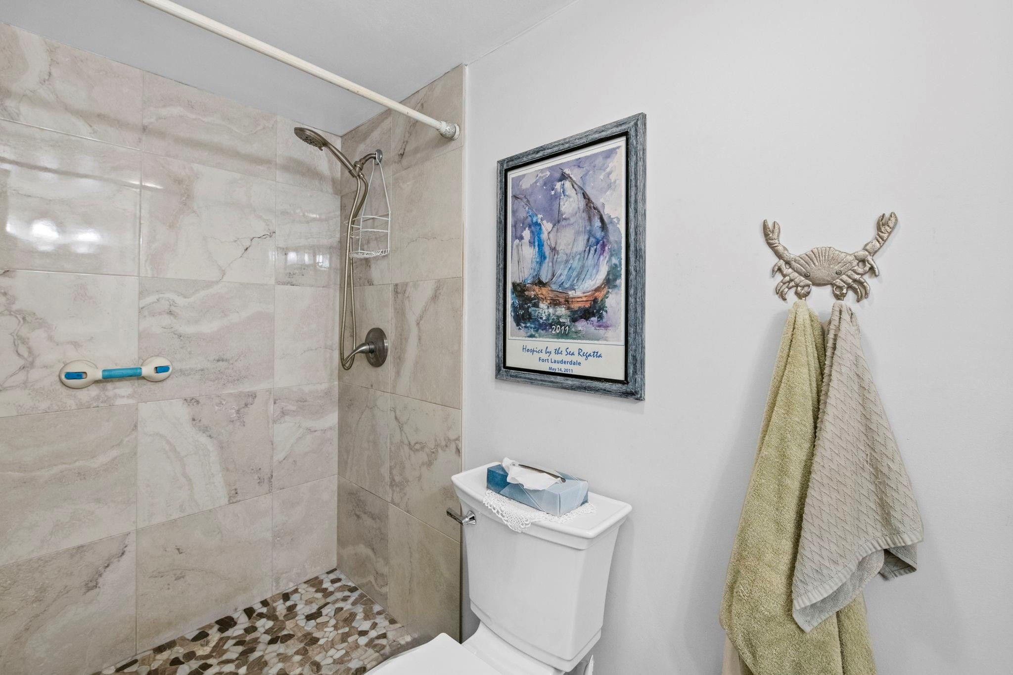 1319 E Hillsboro Boulevard 111