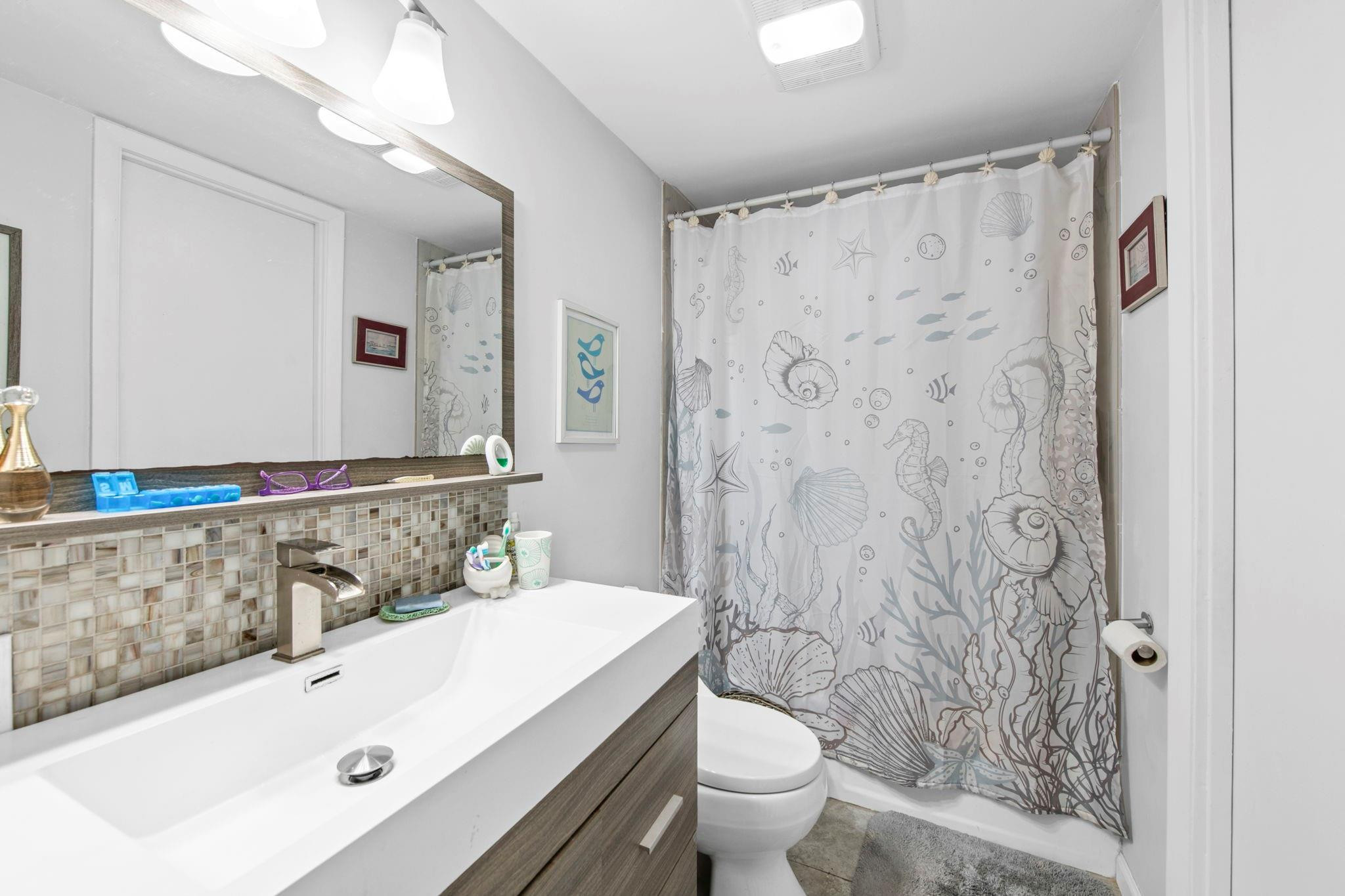 1319 E Hillsboro Boulevard 111