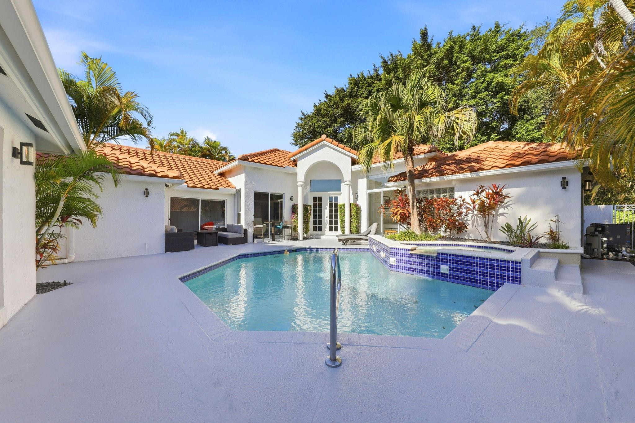 19149 Cloister Lake Lane