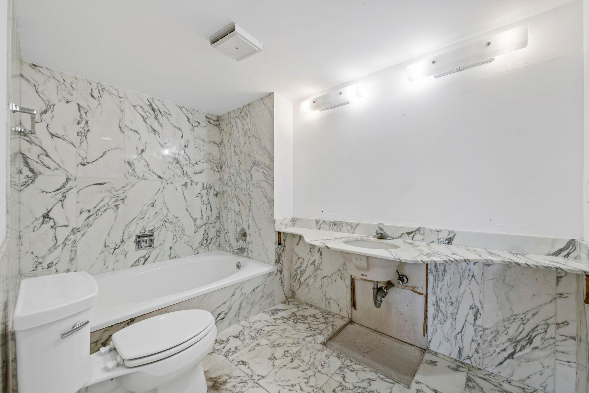 5100 N Ocean Boulevard 1713, Lauderdale-By-The-Sea Unit: 1713