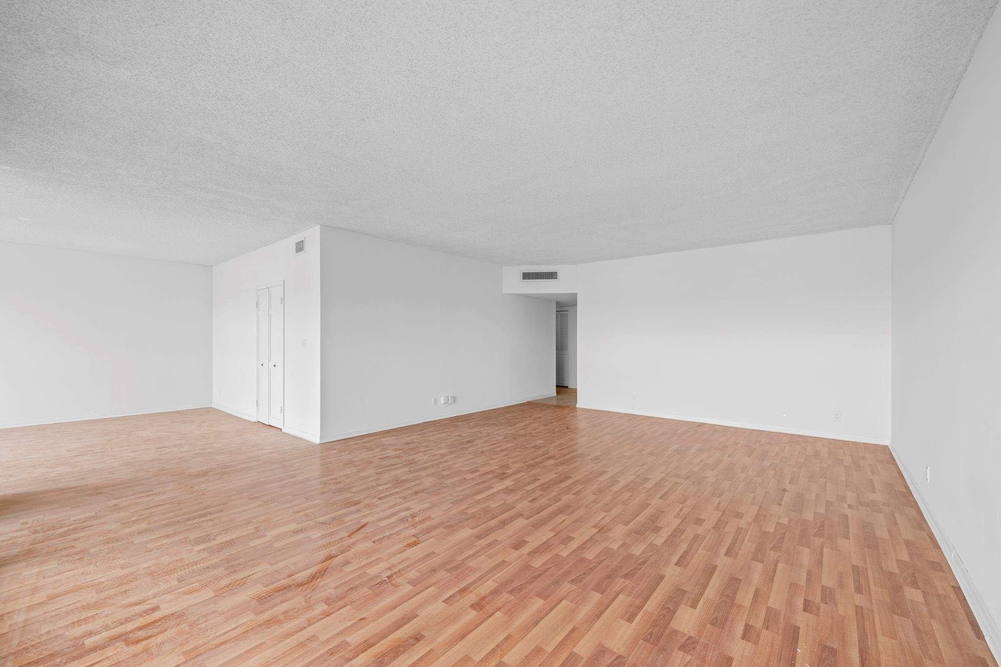 5100 N Ocean Boulevard 1713, Lauderdale-By-The-Sea Unit: 1713