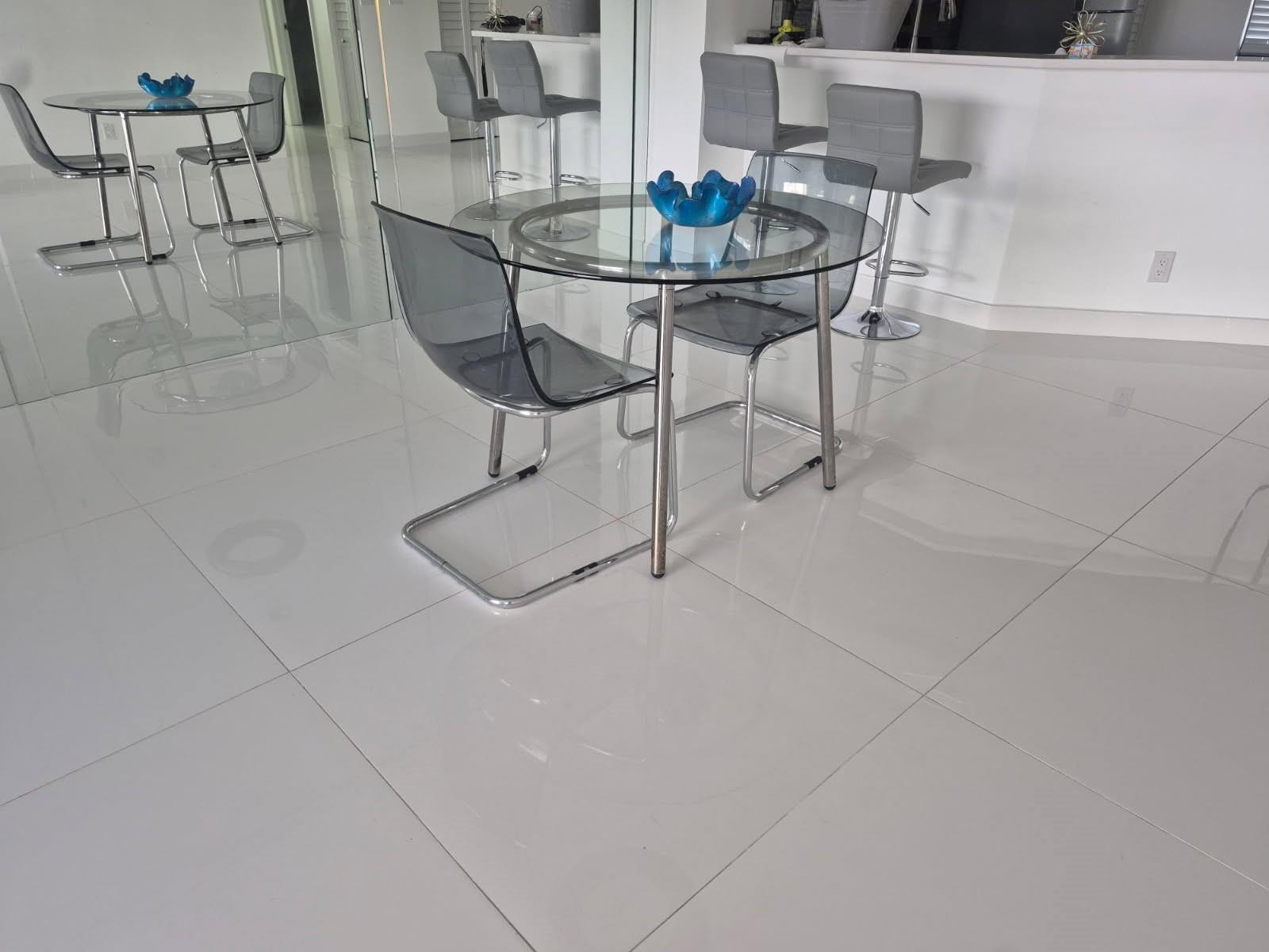 2205 S Cypress Bend Drive 501