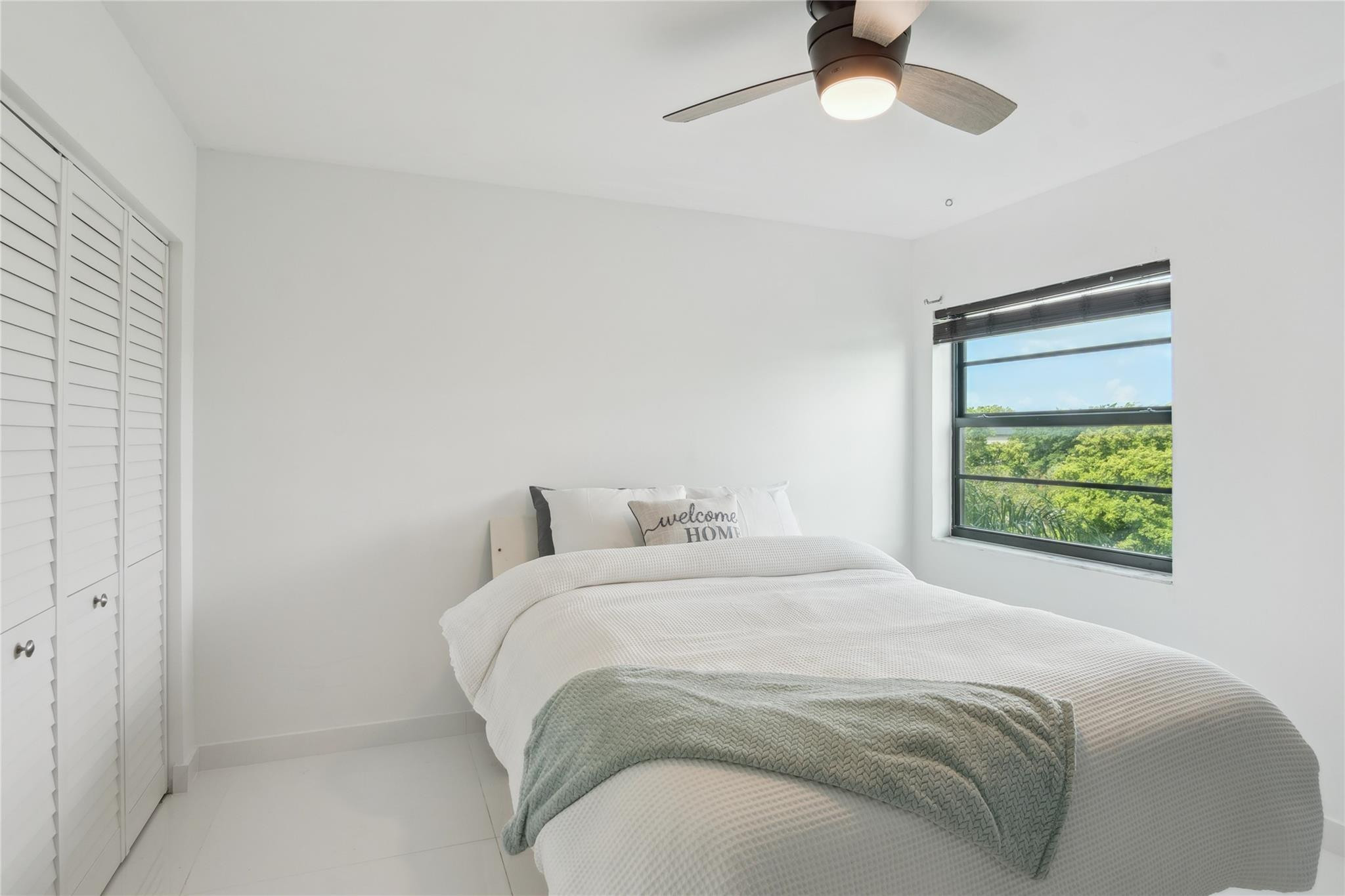 2205 S Cypress Bend Drive 501