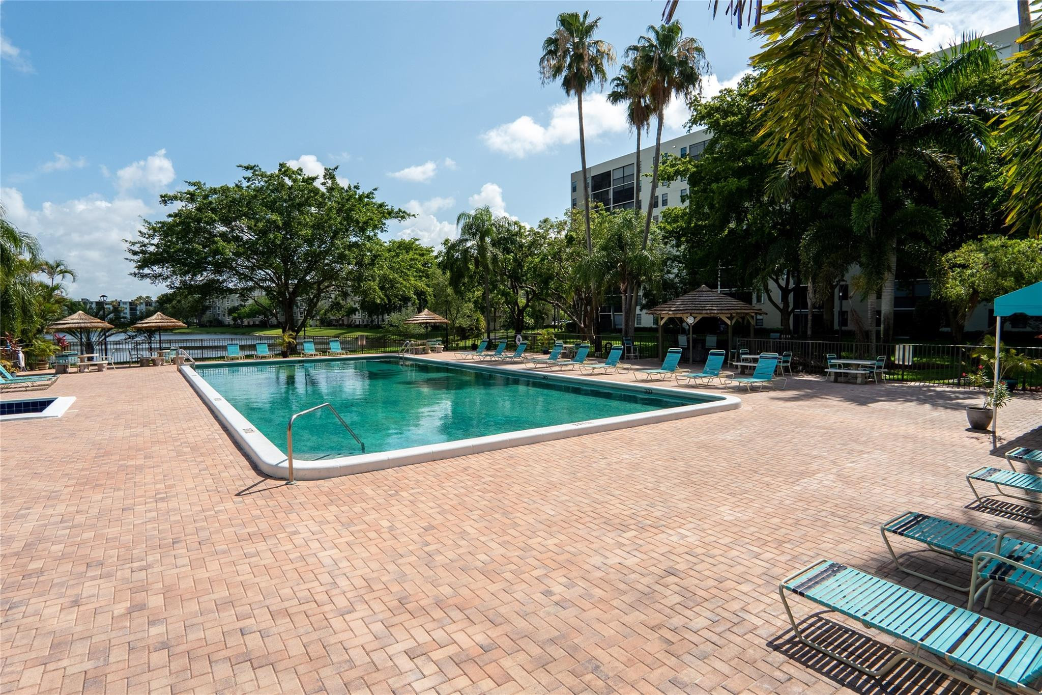 2205 S Cypress Bend Drive 501