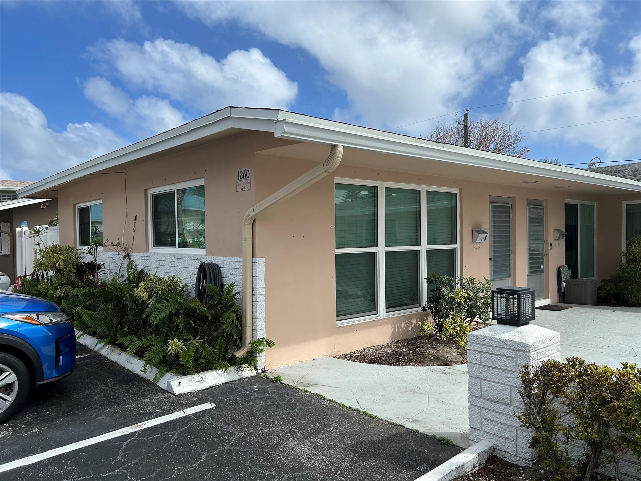 1260 SE 3rd Court 8