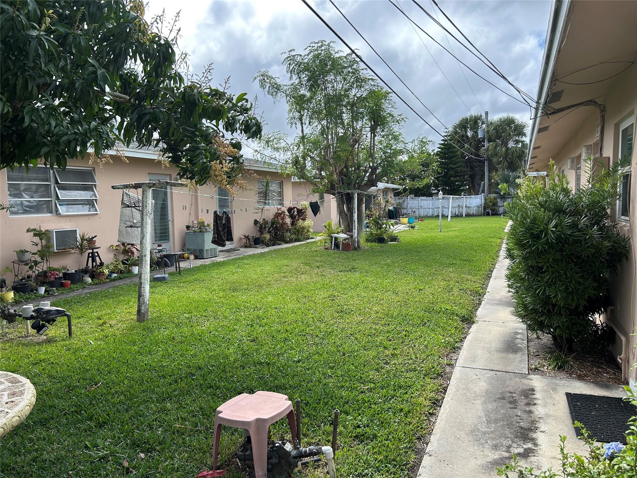 1260 SE 3rd Court 8