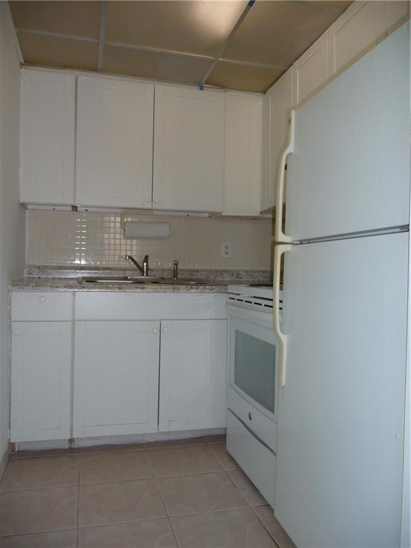 1260 SE 3rd Court 8