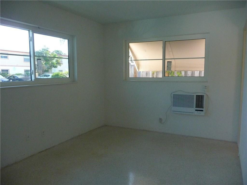 1260 SE 3rd Court 8