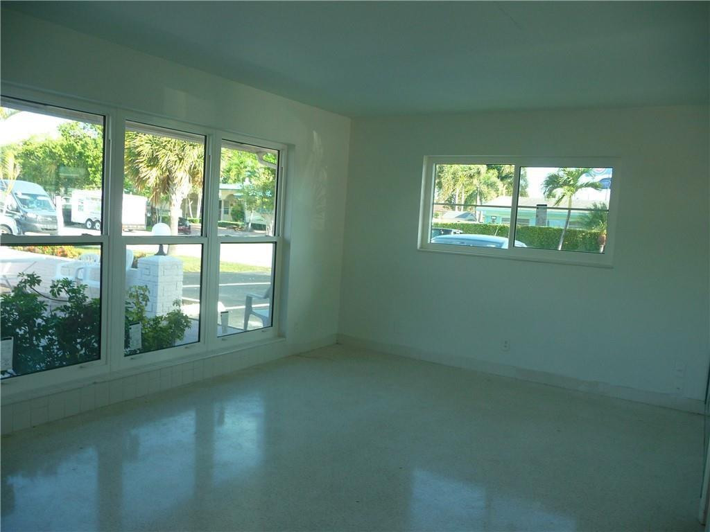 1260 SE 3rd Court 8