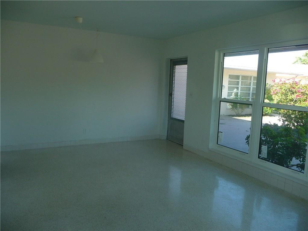1260 SE 3rd Court 8