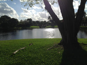 5748 FOX HOLLOW Drive A