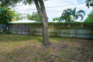 677 Ipswich Street 677