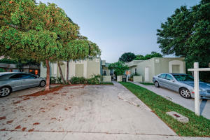 675 Ipswich Street 675