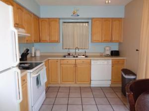 1217 NE 4 Street A-B