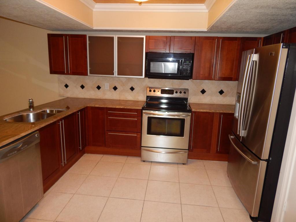 234 NE Wavecrest Way