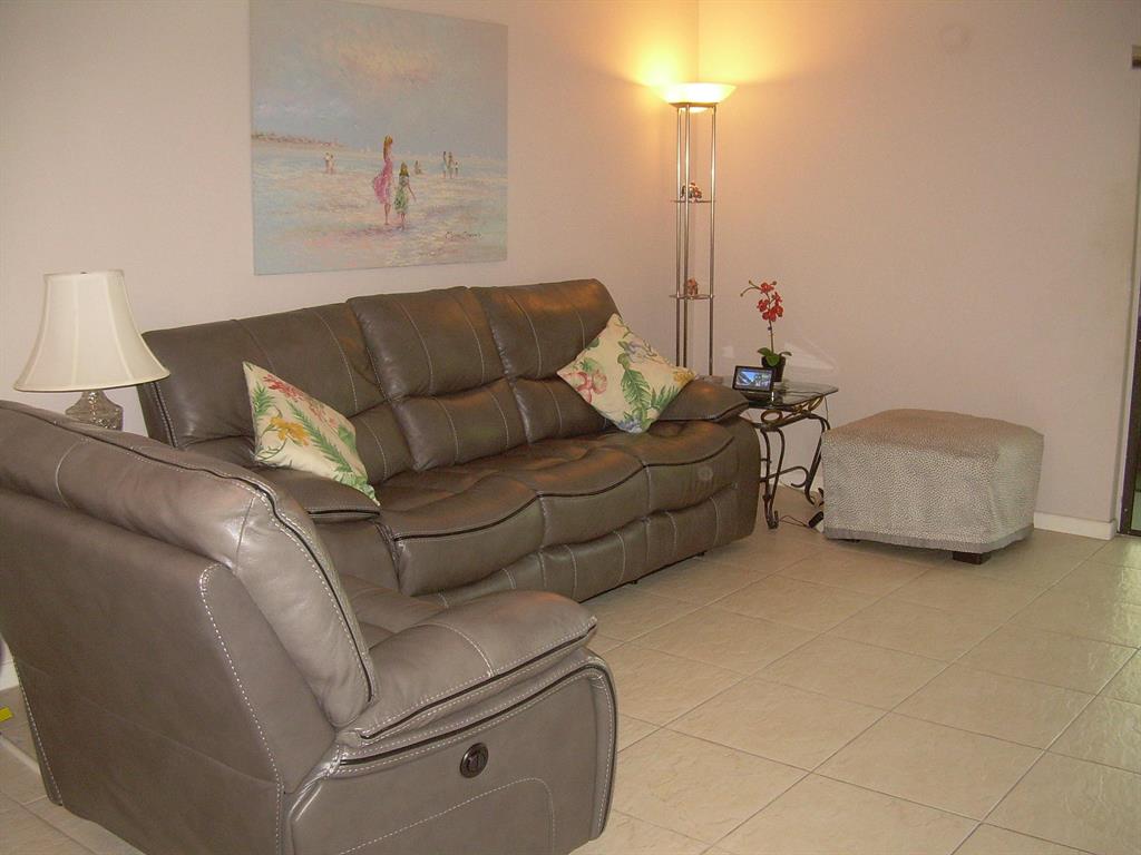 130 NW 70th Street 1020