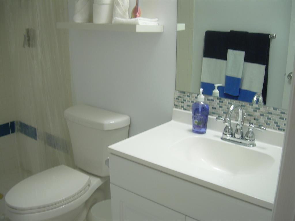 130 NW 70th Street 1020