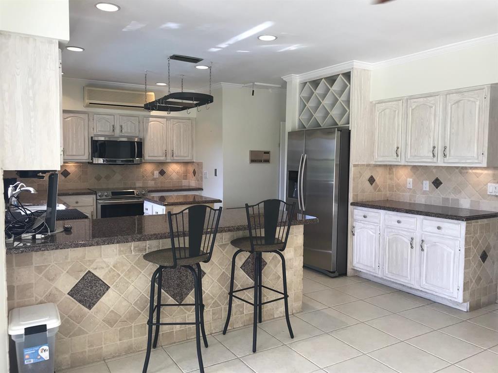 22575 Esplanada Circle W