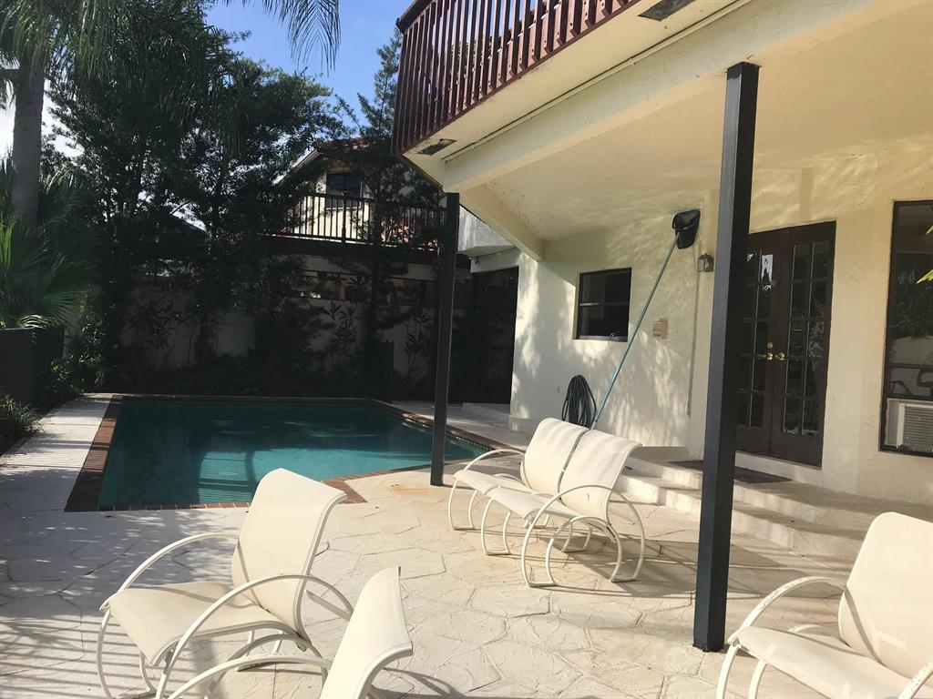 22575 Esplanada Circle W