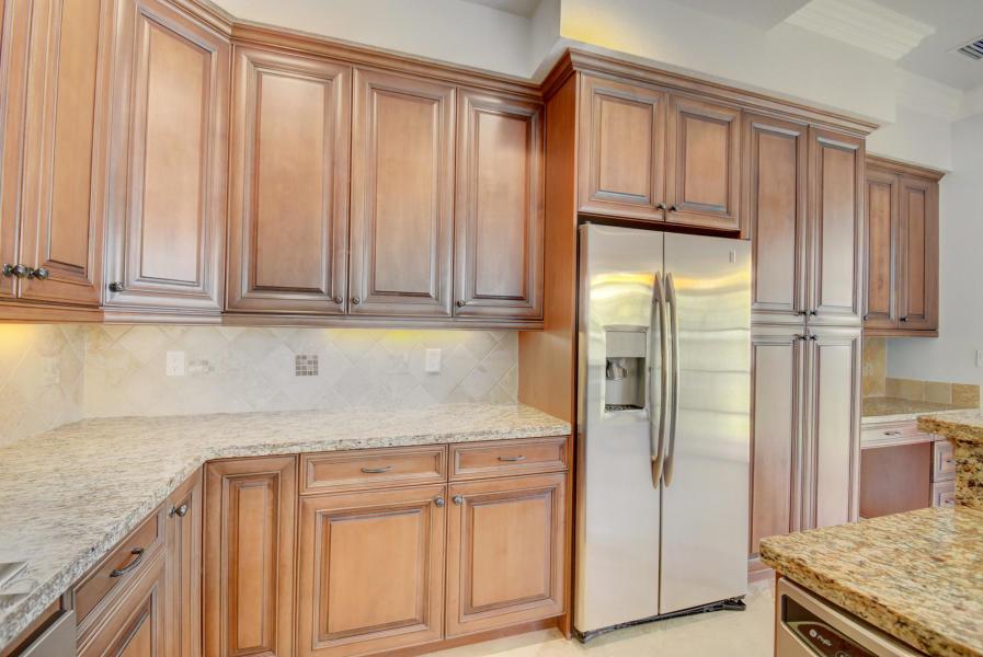 81 Via Poinciana Street