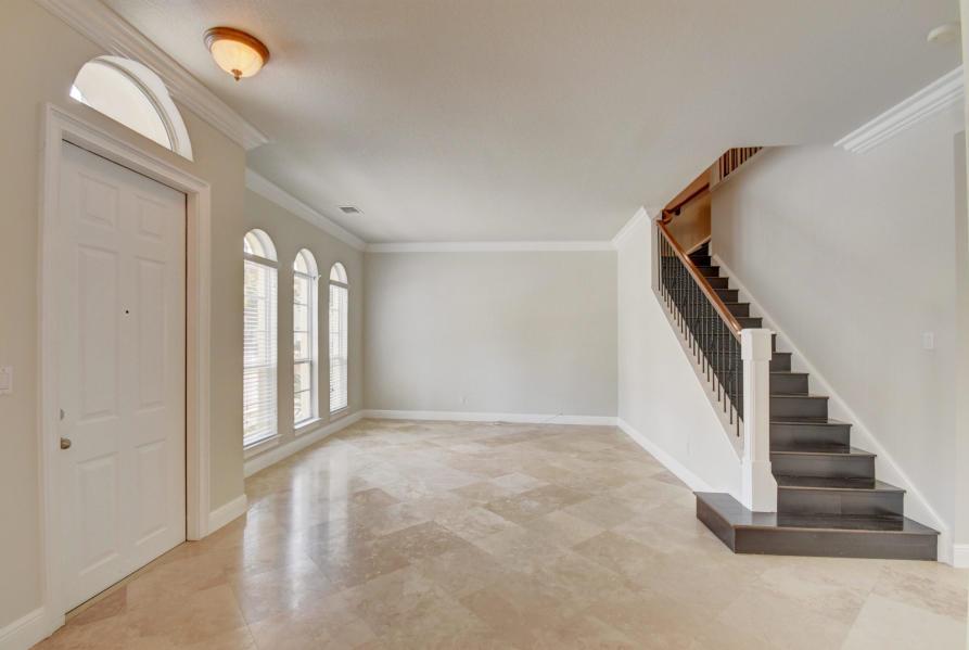 81 Via Poinciana Street