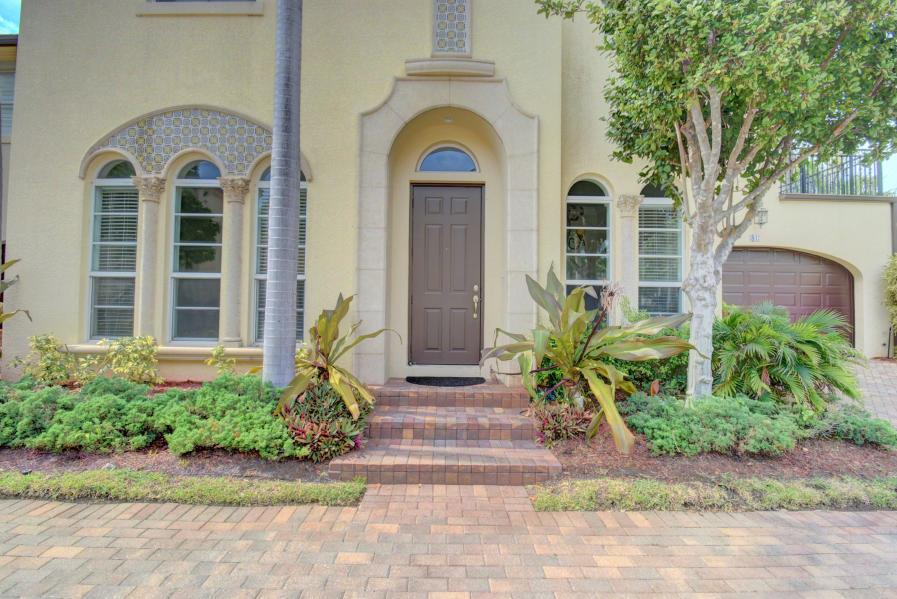 81 Via Poinciana Street