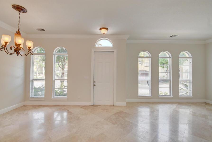 81 Via Poinciana Street