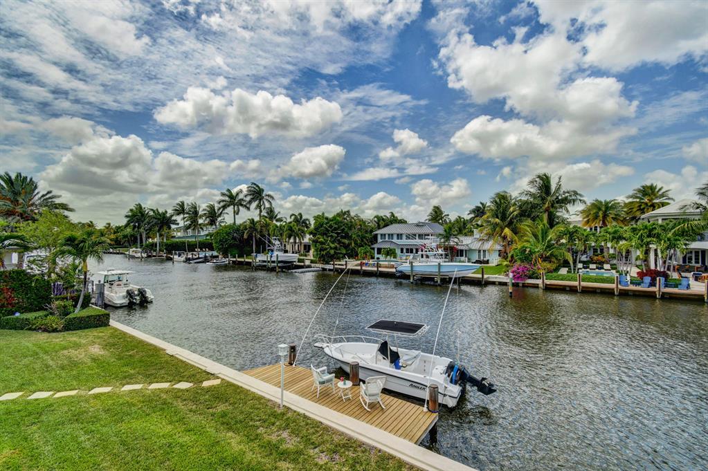 1117 Beach Drive