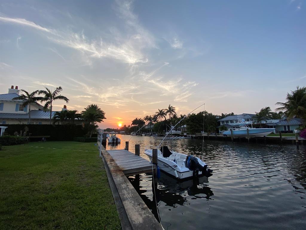 1117 Beach Drive