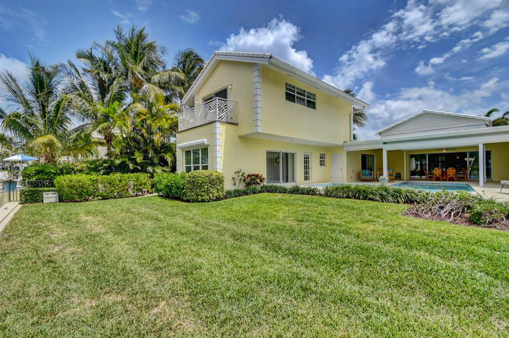 1117 Beach Drive