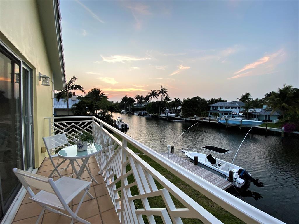 1117 Beach Drive