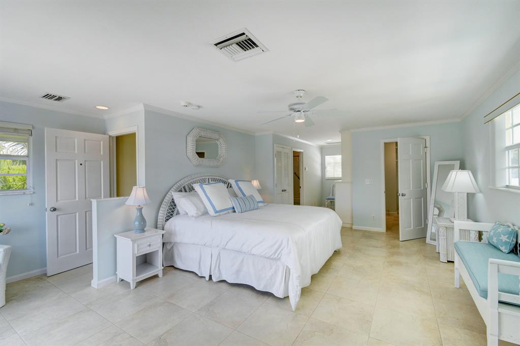 1117 Beach Drive