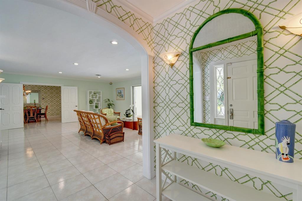 1117 Beach Drive