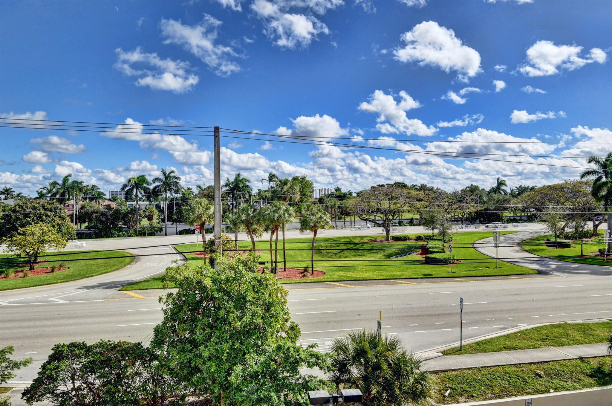 1401 S Federal Highway 215