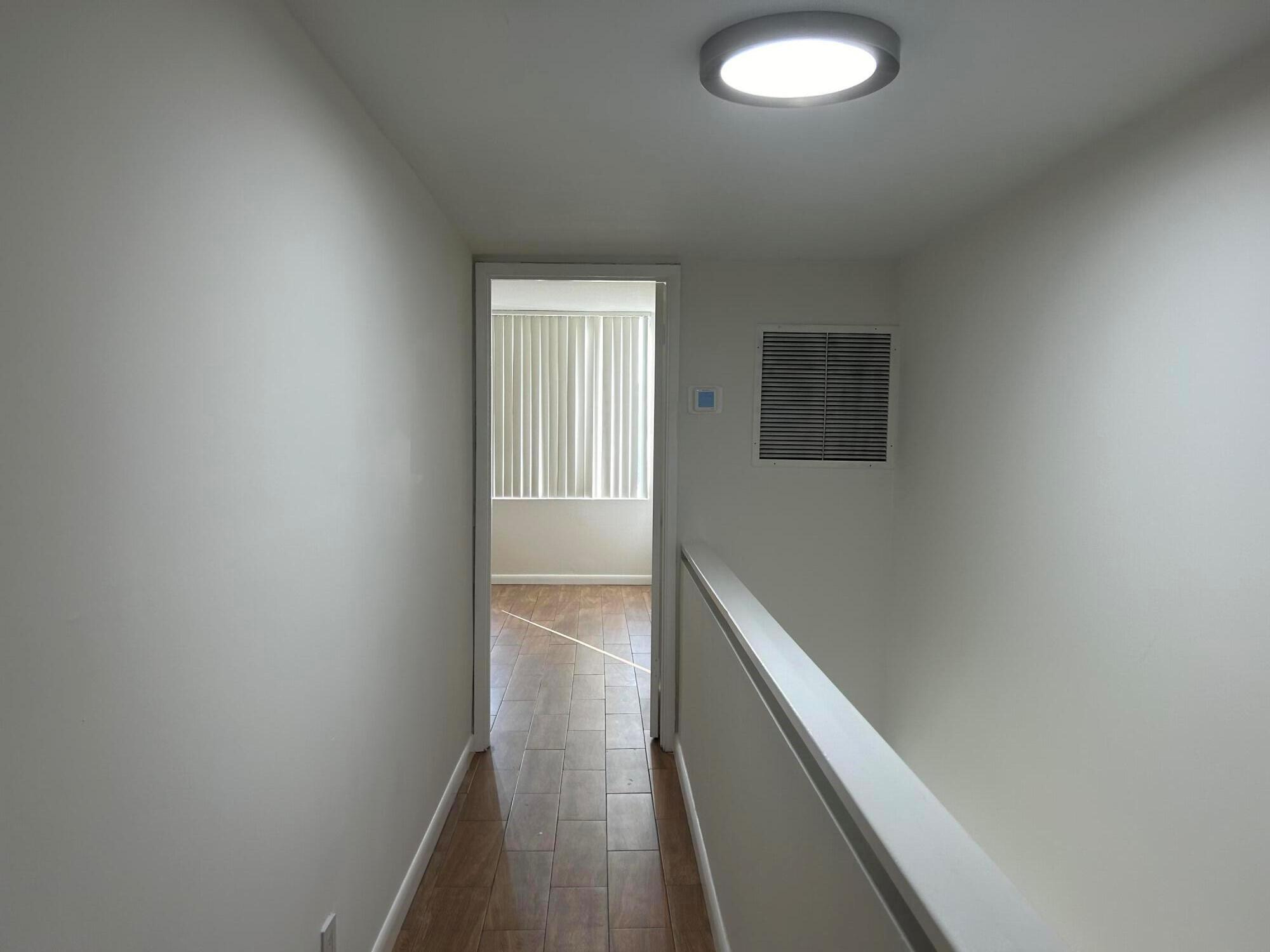 1401 S Federal Highway 215