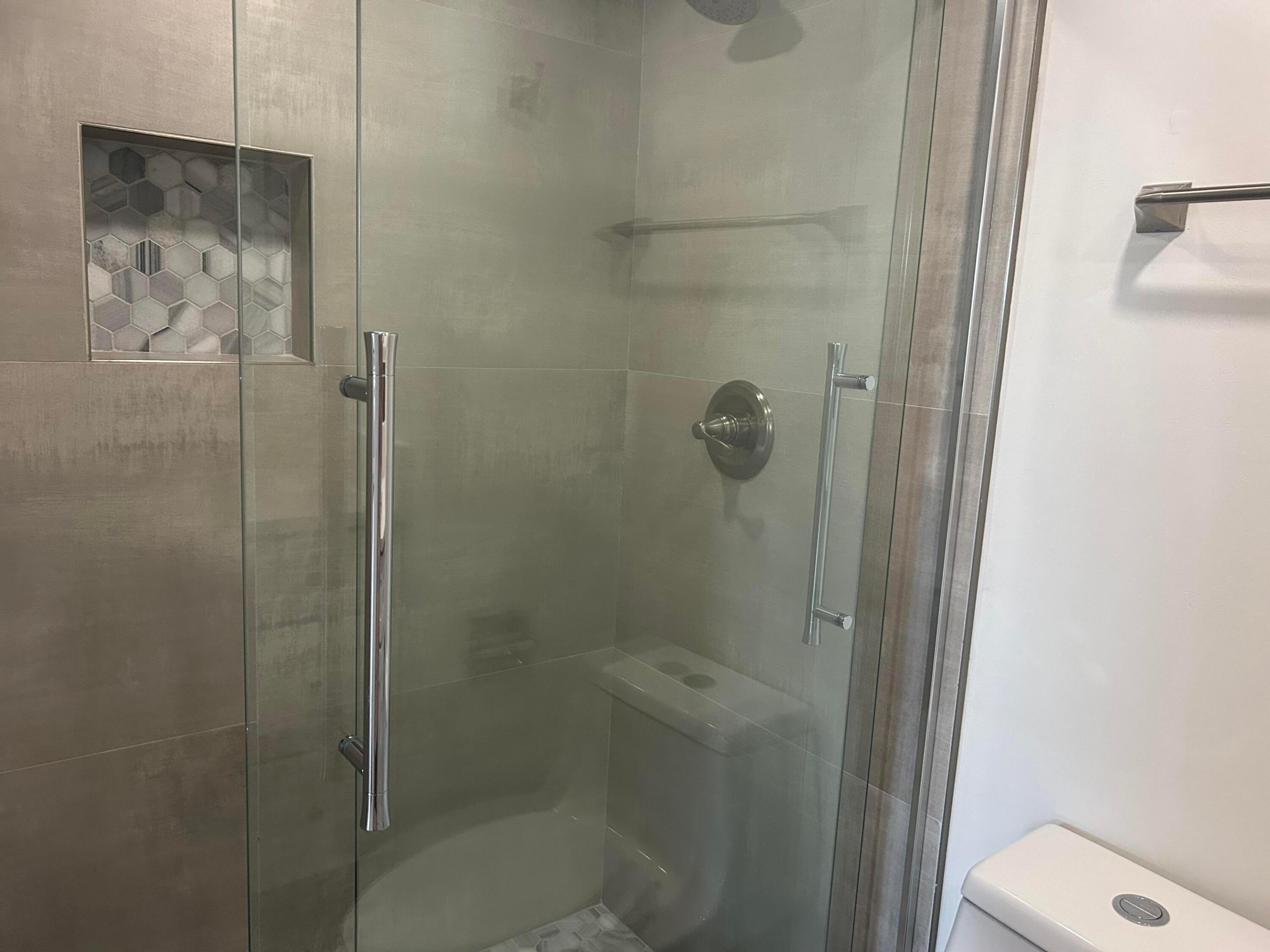 1401 S Federal Highway 215