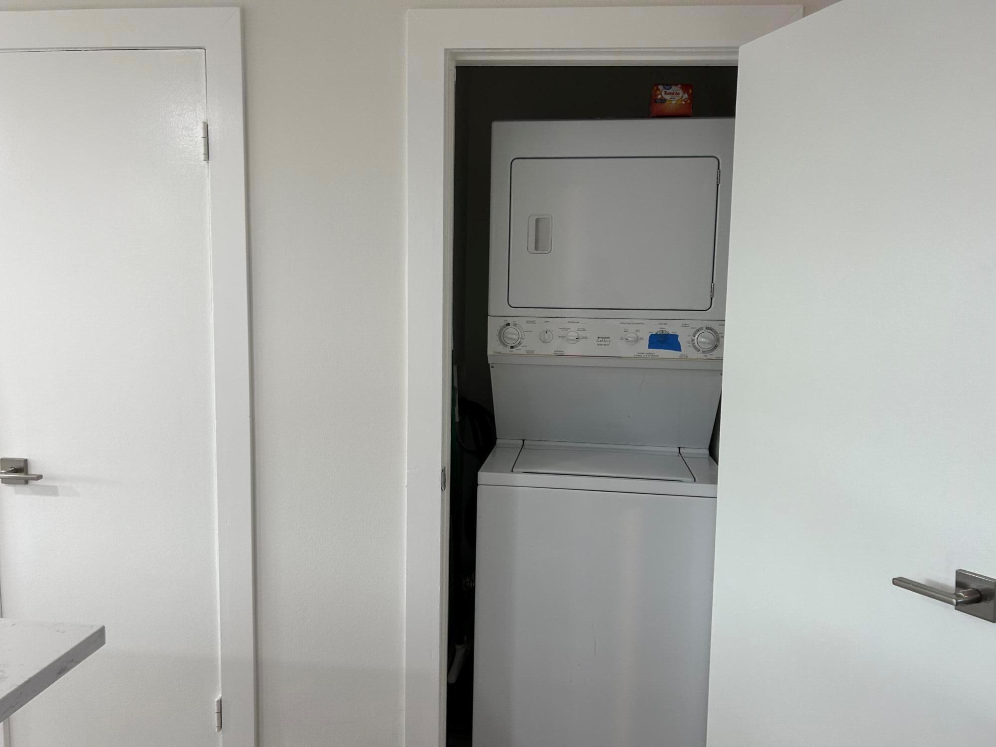 1401 S Federal Highway 215