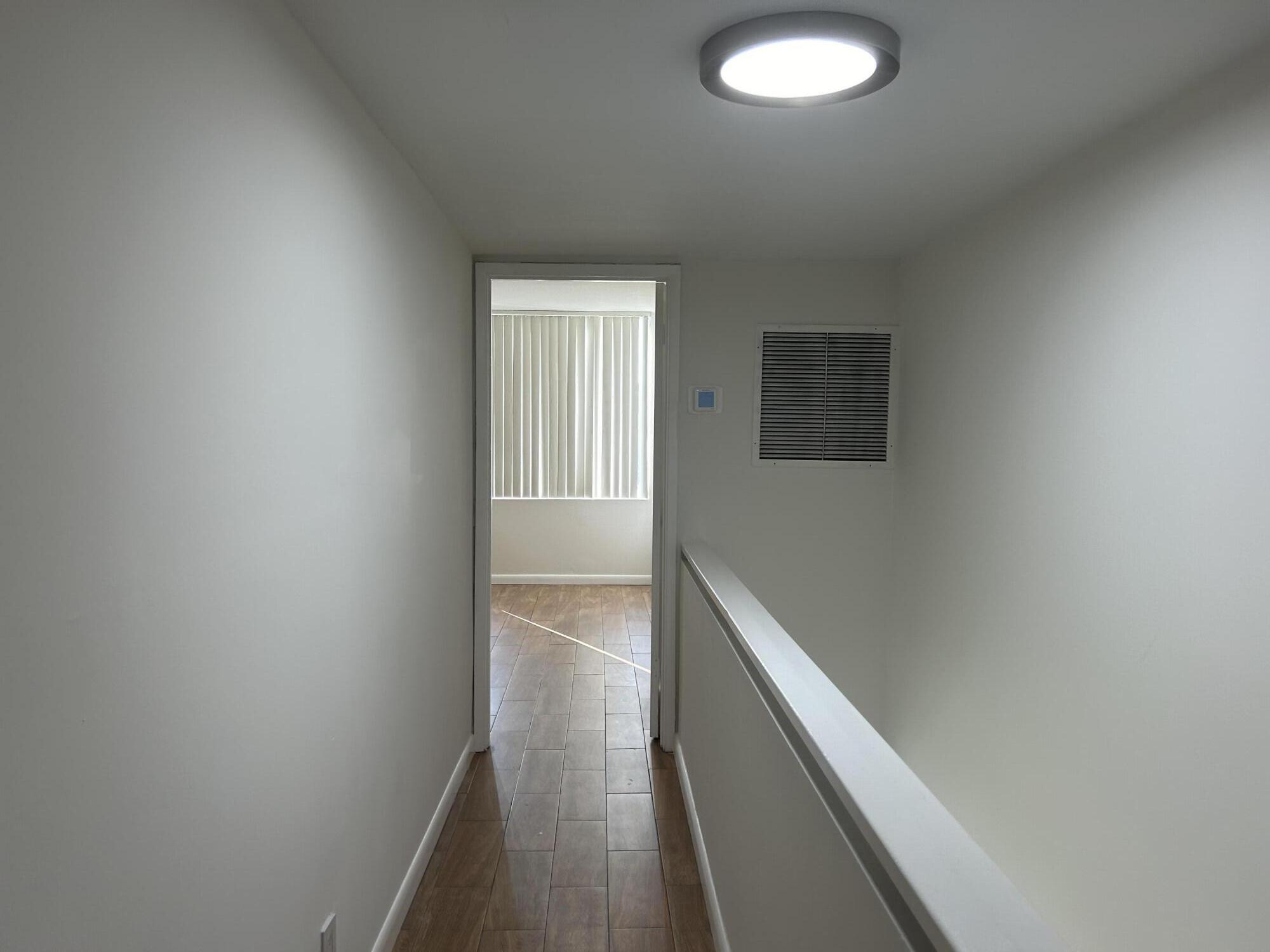 1401 S Federal Highway 215