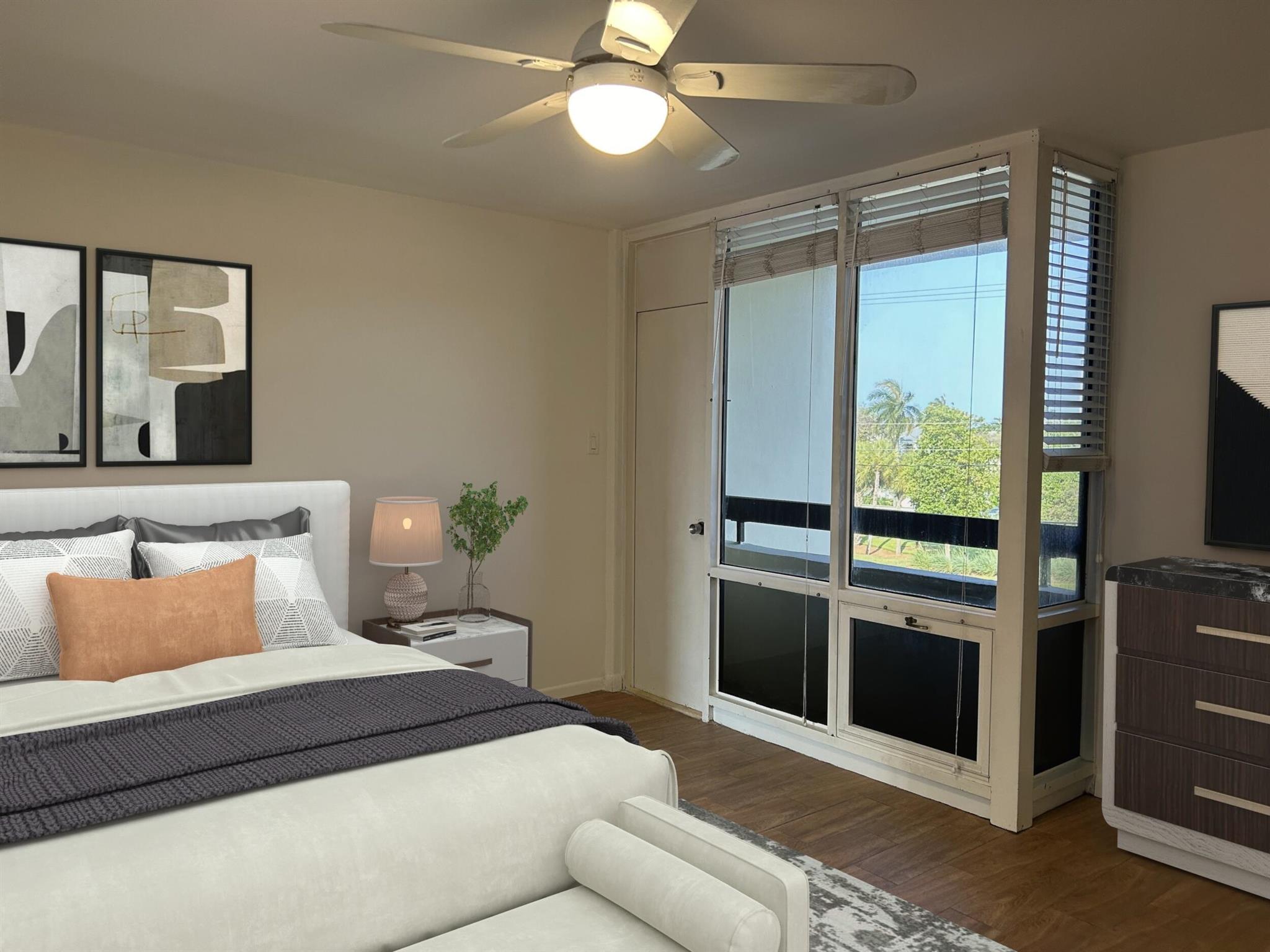 1401 S Federal Highway 215