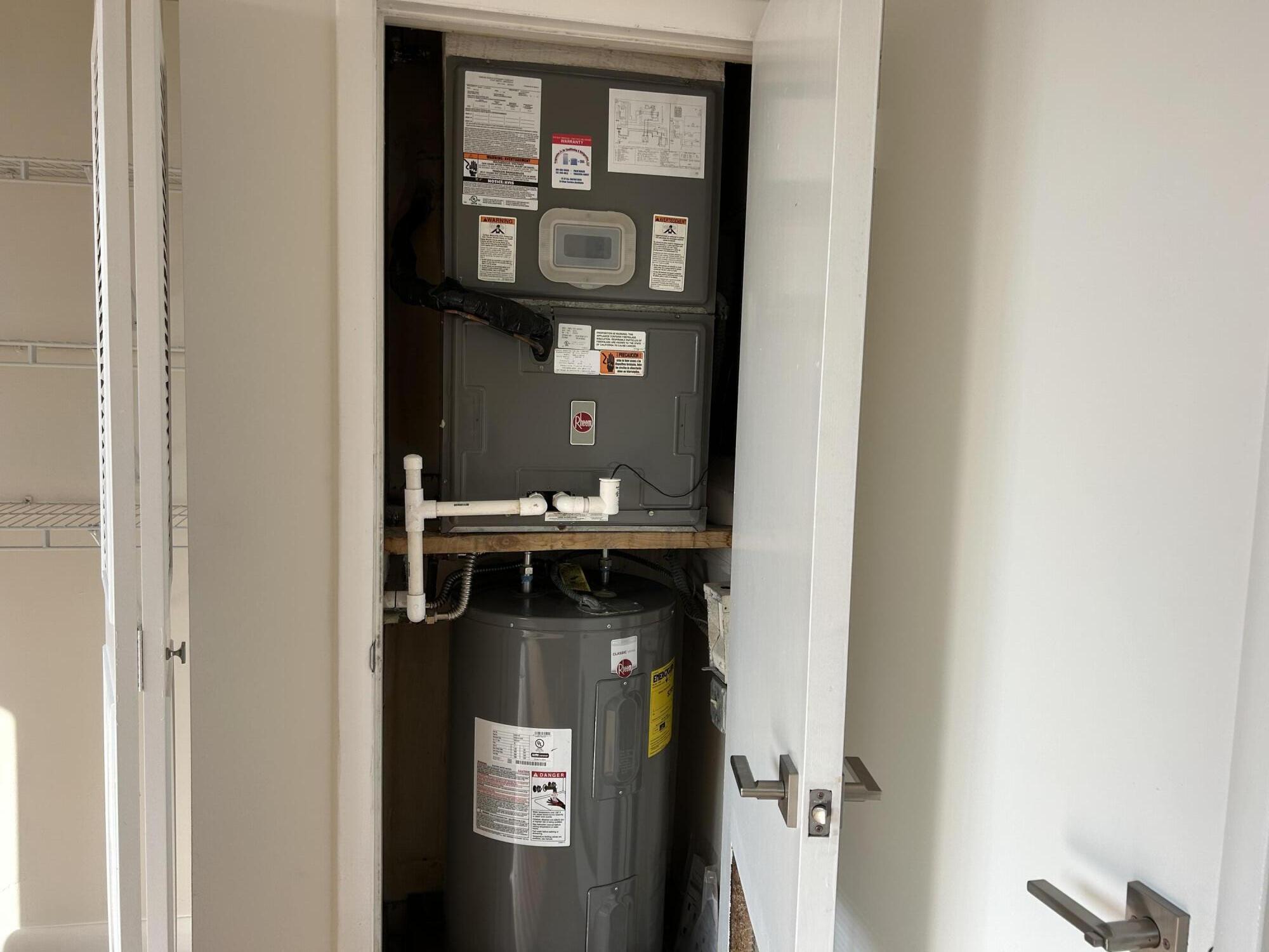 1401 S Federal Highway 215