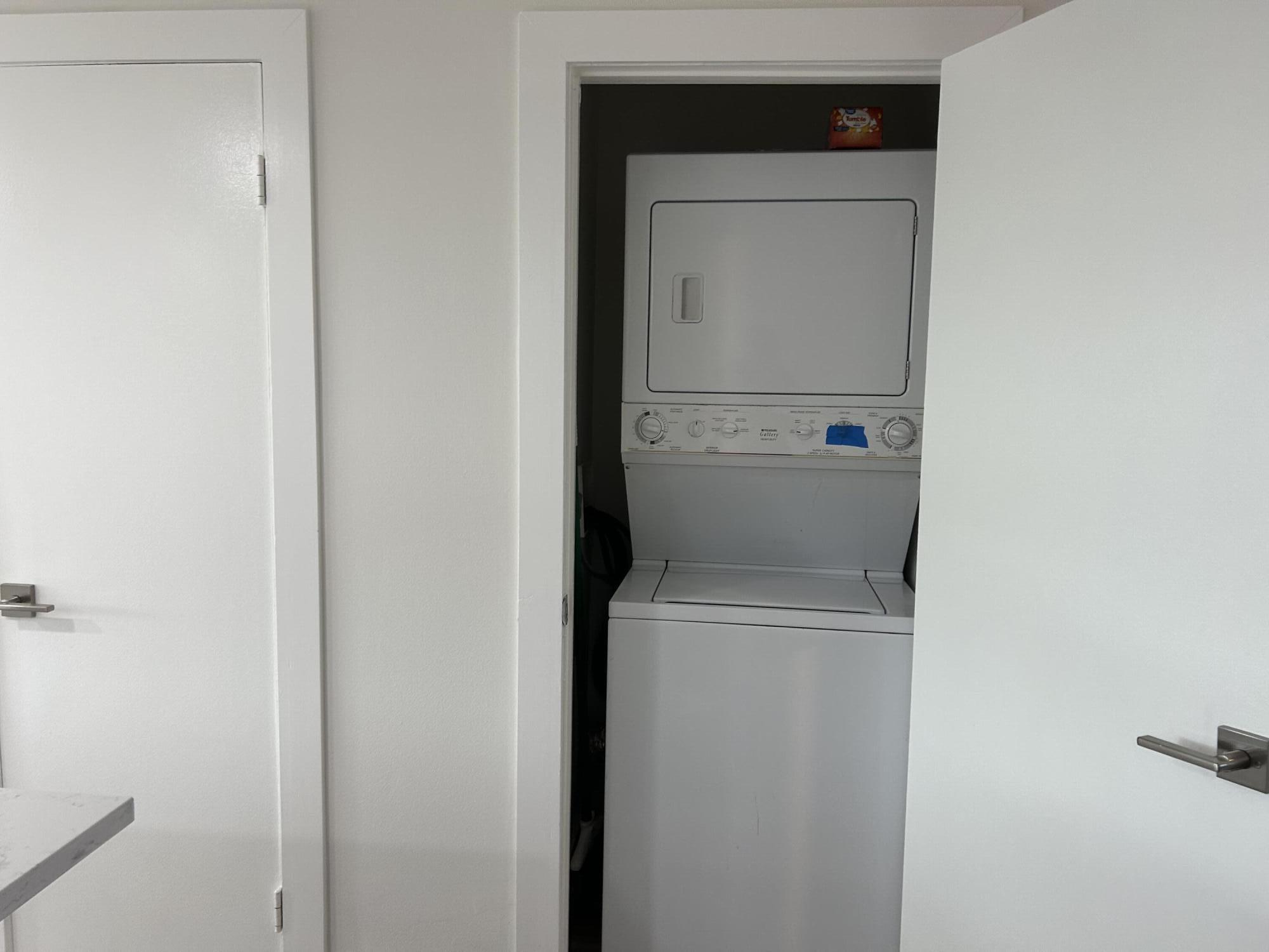 1401 S Federal Highway 215