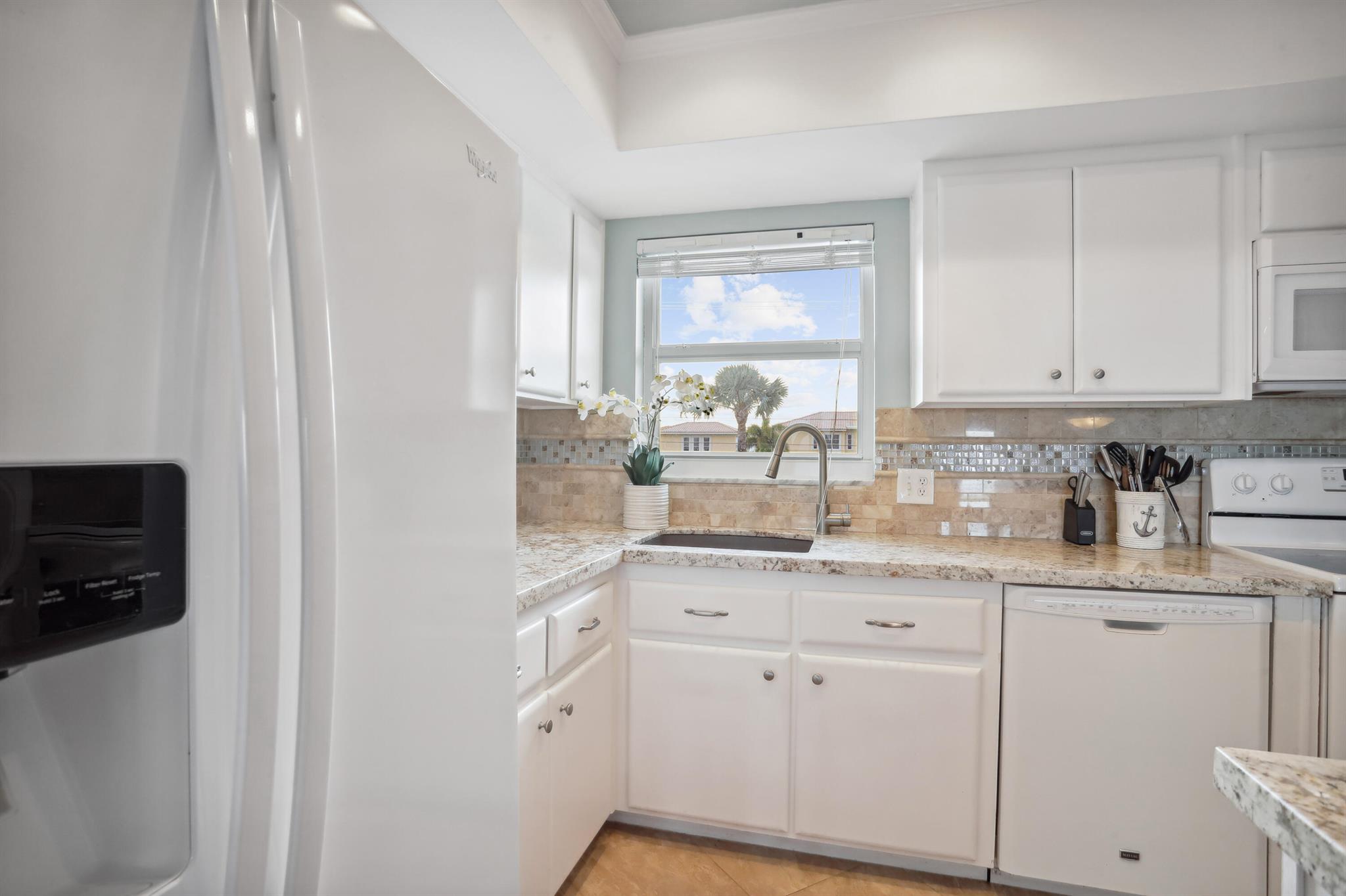 2701 S Ocean Boulevard 16