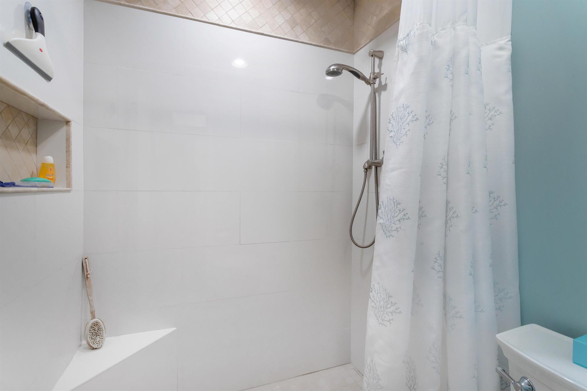 2701 S Ocean Boulevard 16