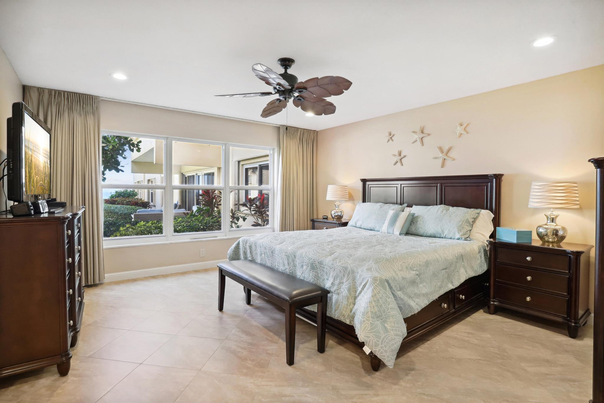 2701 S Ocean Boulevard 16