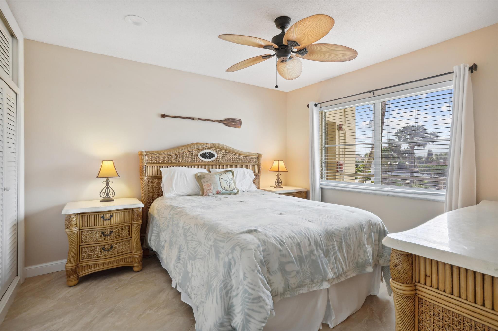 2701 S Ocean Boulevard 16