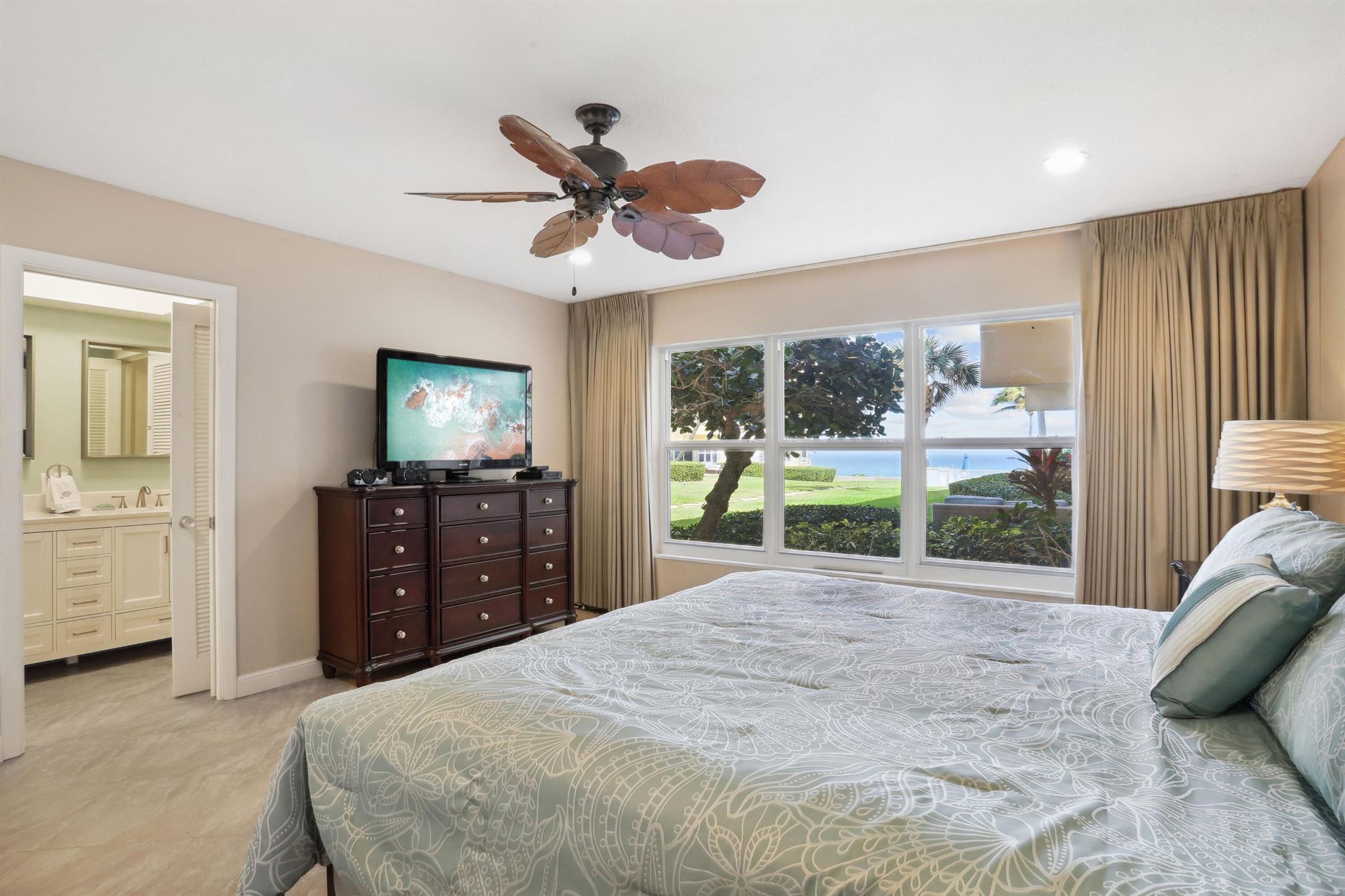 2701 S Ocean Boulevard 16