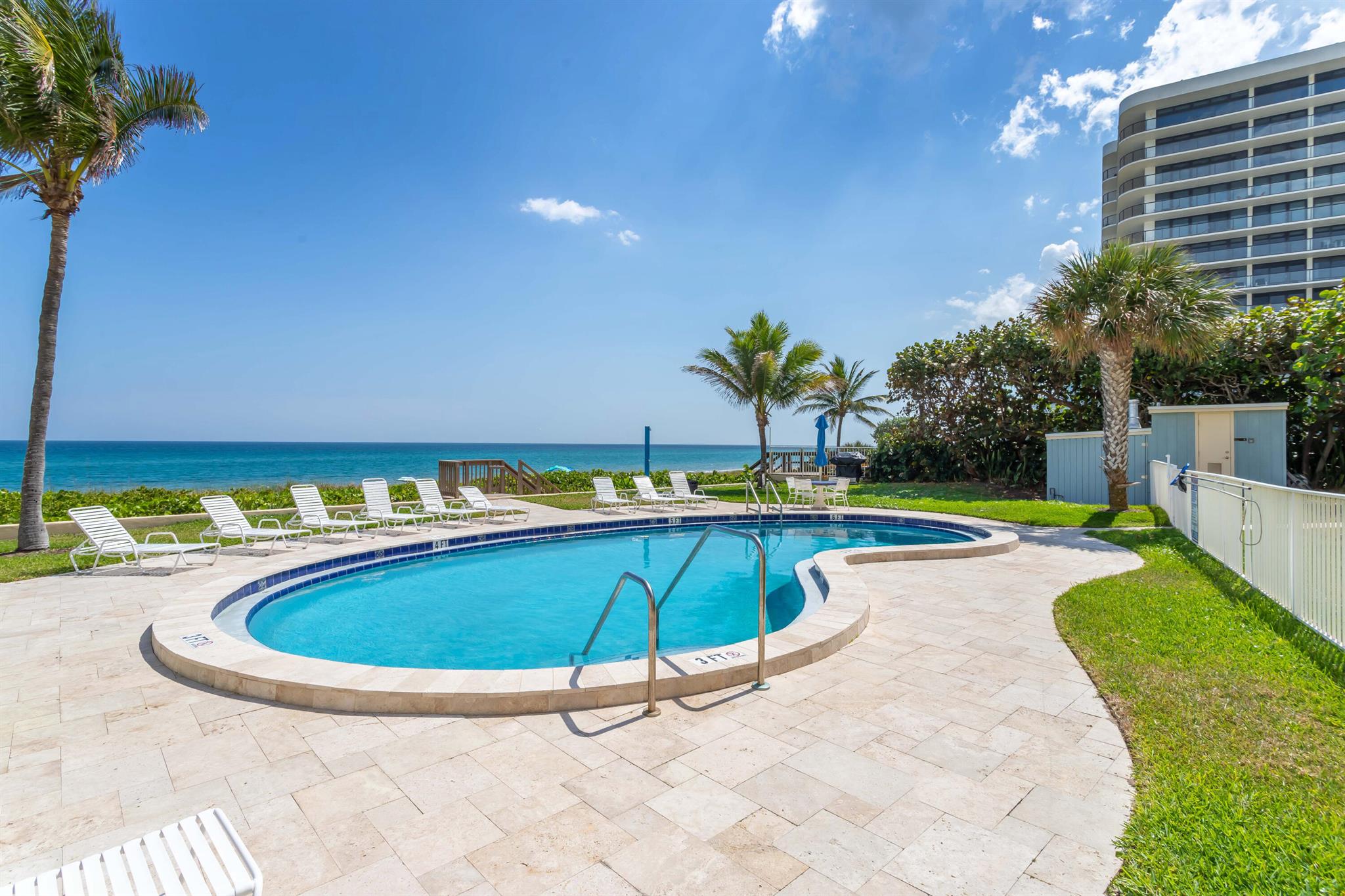 2701 S Ocean Boulevard 16