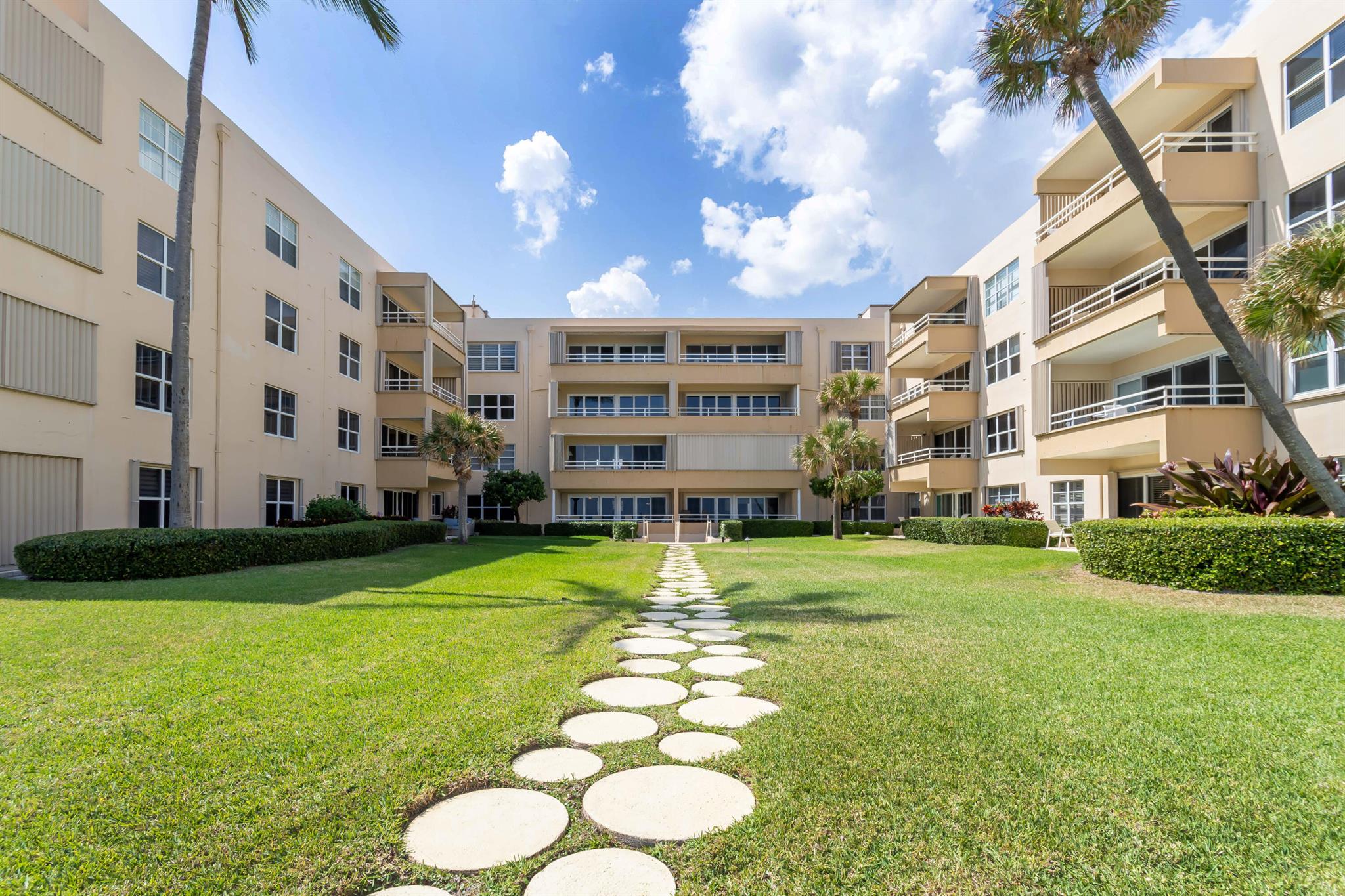 2701 S Ocean Boulevard 16