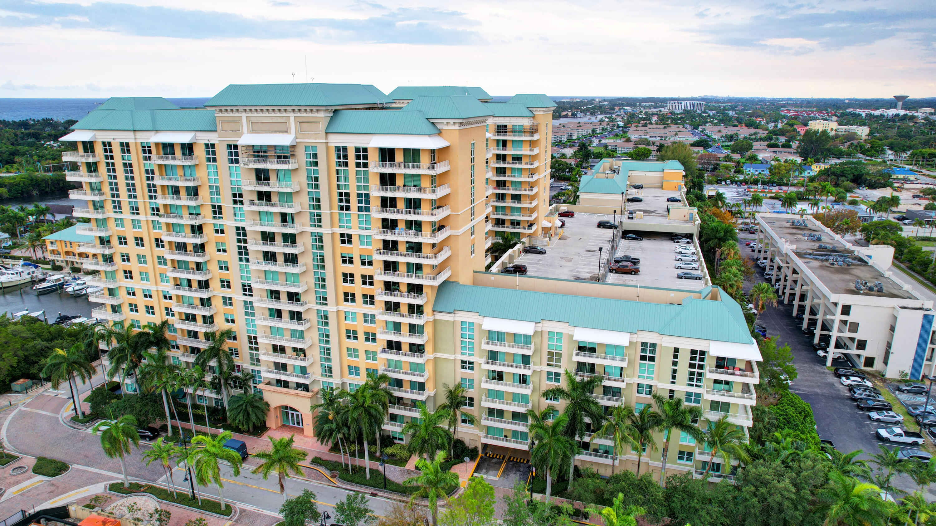 700 E Boulevard 506