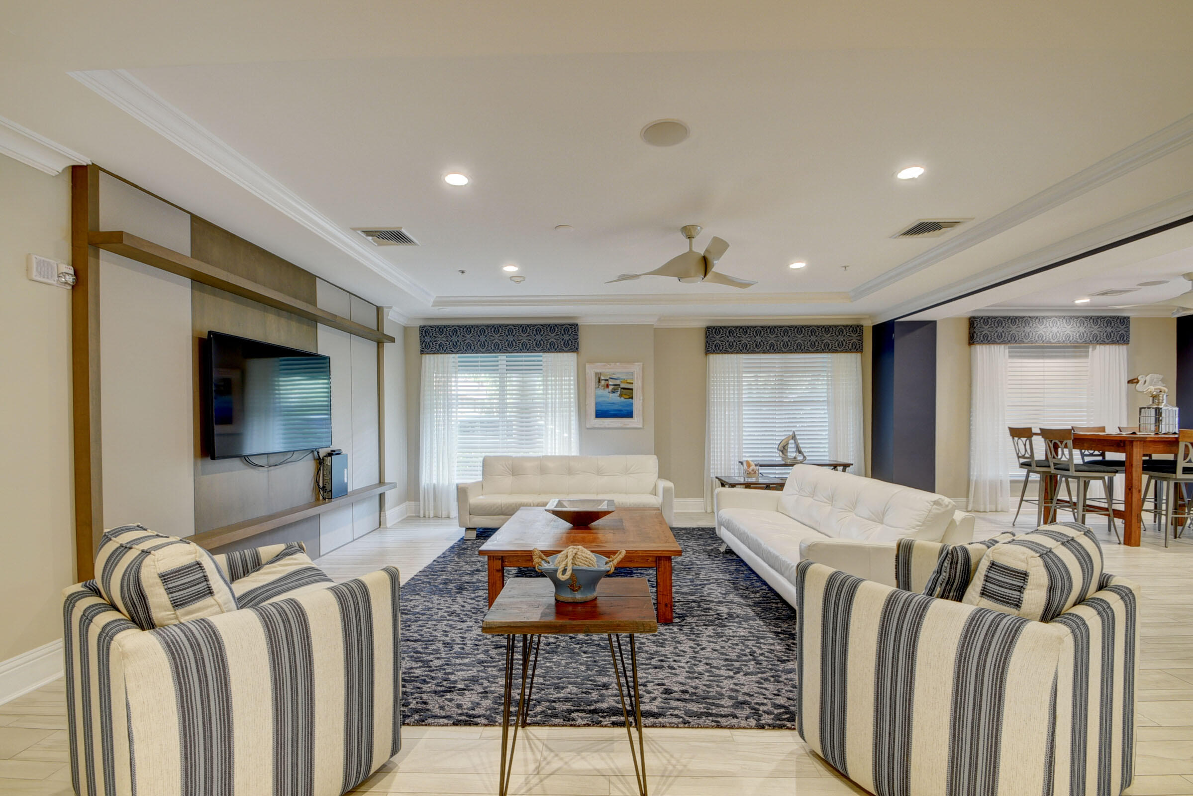 700 E Boulevard 506